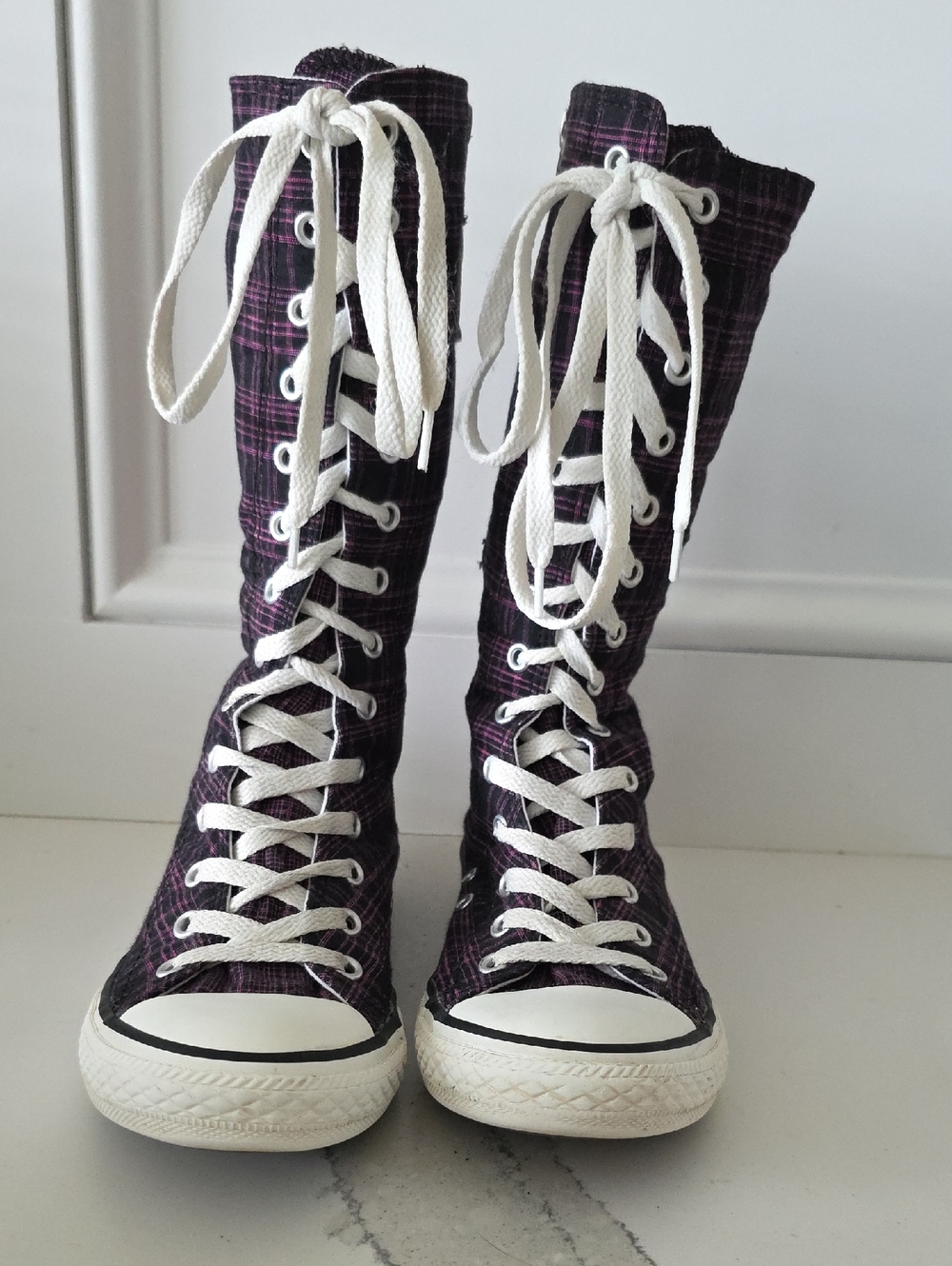 Converse Rare Vintage Juniors Black Pink Plaid Print Knee High Sneakers